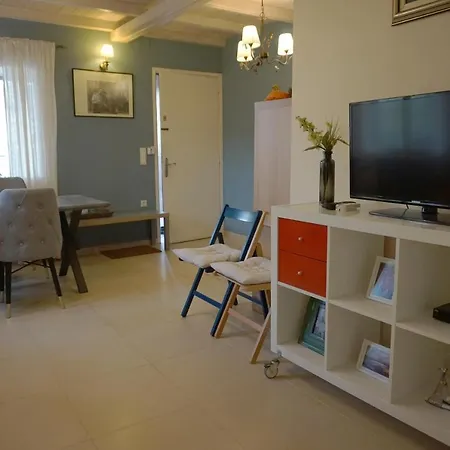 Holiday home Seaside Kato Daratso